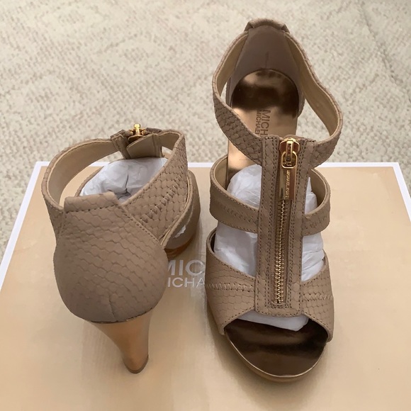 MICHAEL Michael Kors Shoes - *NWOT Michael Michael Kors heels